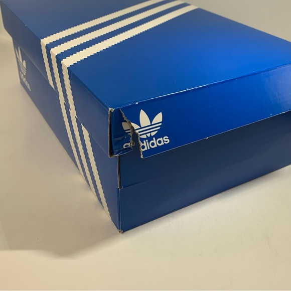 SOLD [NEW] ADIDAS SAMBA OG MAROON GOLD METALLIC WOMENS SIZE 9 SNEAKERS [DMG BOX] - Picture 12 of 15